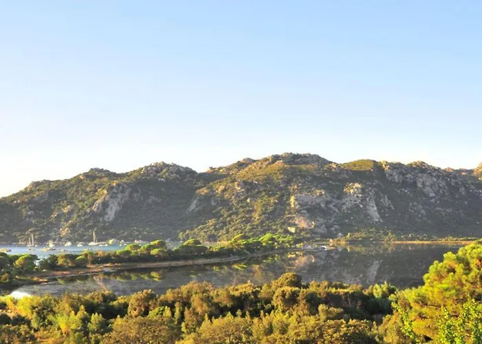 Aparthotel Castell'verde 3*