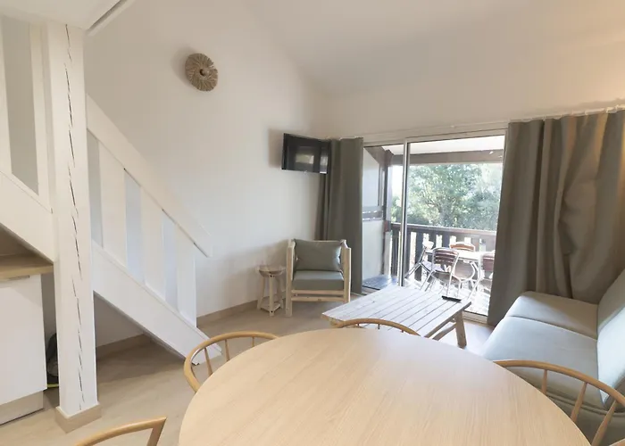 Castell'verde アパートホテル 3*