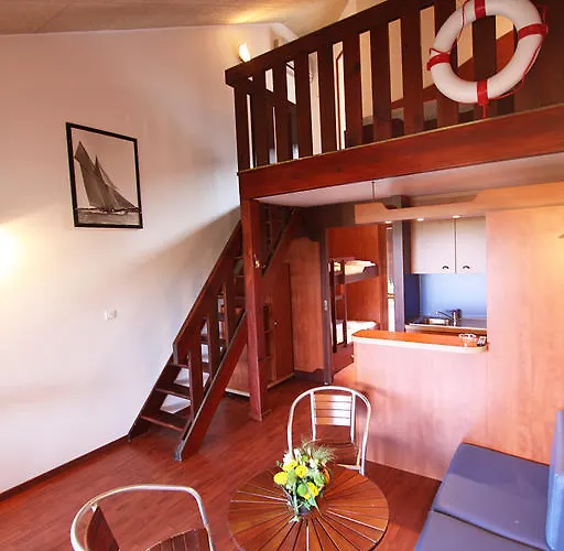 アパートホテル Castell'verde